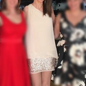 💜OFFERS💜 - Beautiful Aidan Mattox dress!